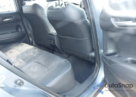 2023 Toyota Corolla Cross Xle z USA, uszkodzony, nr VIN 7MUEAABG6PV066987